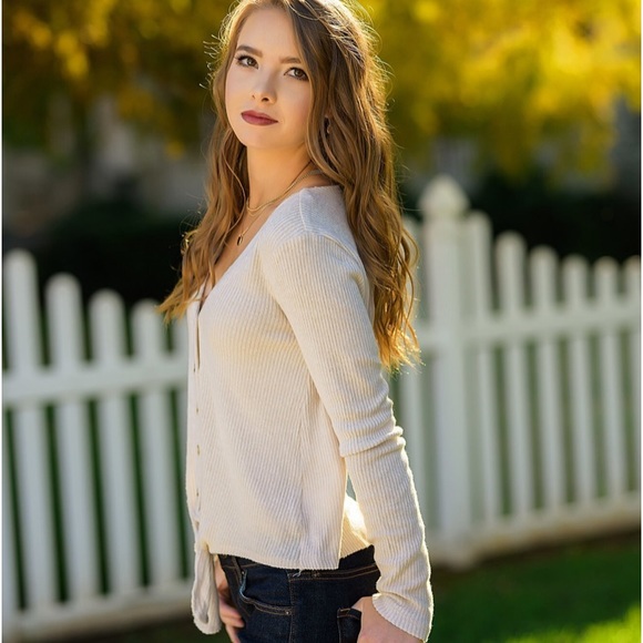 Meet your Posher, Alexa - Picture 3 of 6